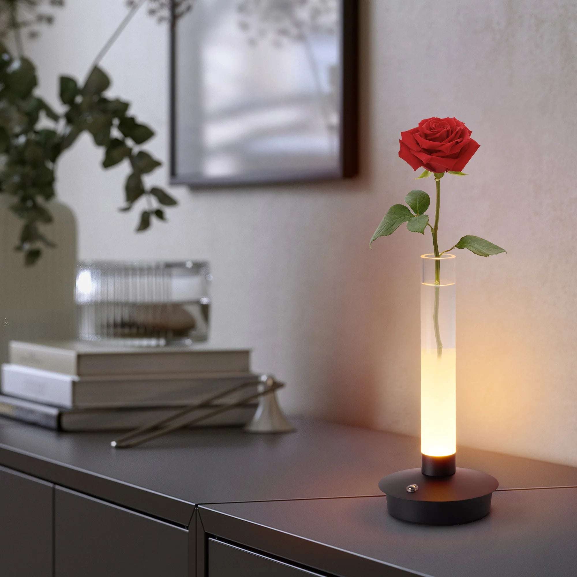 Minimalist Glass Vase Lamp - Alteris
