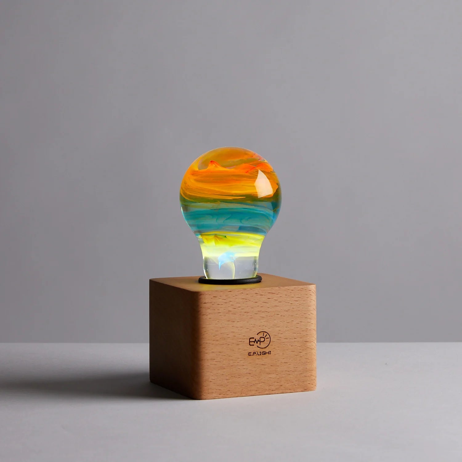 Table Lamp - Solar Systeam Alteris