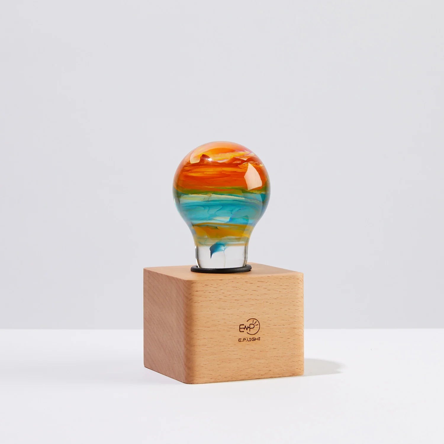 Table Lamp - Solar Systeam Alteris